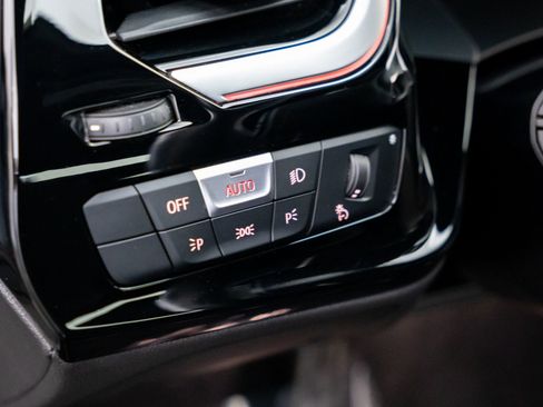 Certified 2026 BMW Z4 sDrive30i RWD image 17