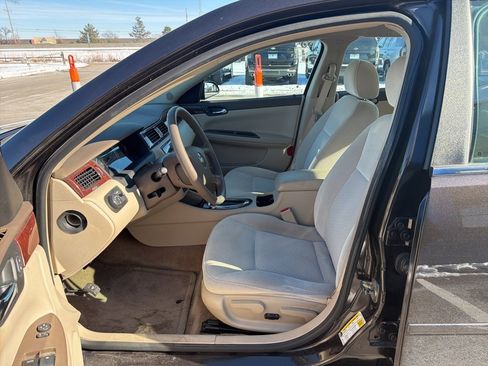 Used 2008 Chevrolet Impala LT image 3