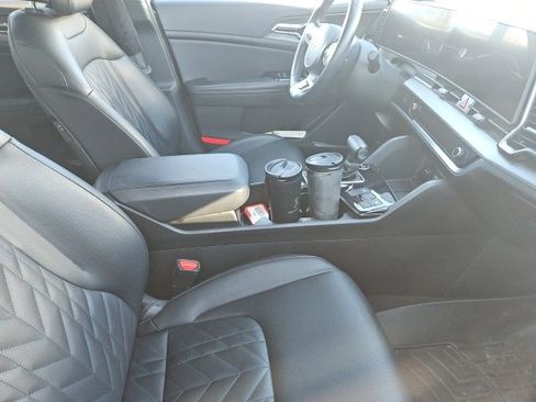Certified 2023 Kia Sportage X-Line w/ X-Line Premium Package image 6