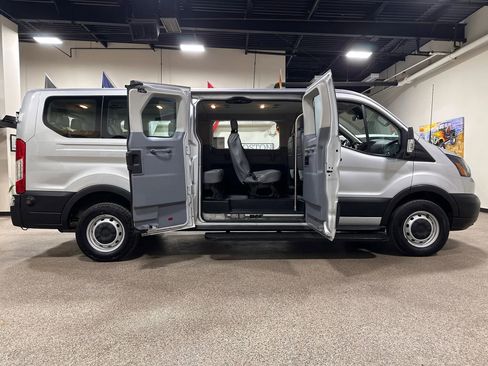 Used 2019 Ford Transit 350 XL image 12
