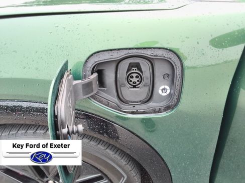 Used 2025 Ford Mustang Mach-E Premium w/ Sport Appearance Package AWD/4WD image 16