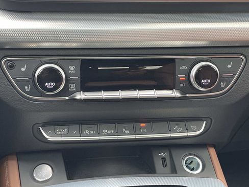 Certified 2024 Audi Q5 2.0T Prestige w/ Prestige Package image 29