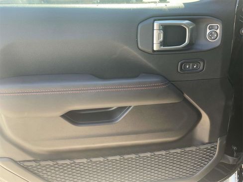 New 2025 Jeep Gladiator Rubicon w/ Convenience Group image 29