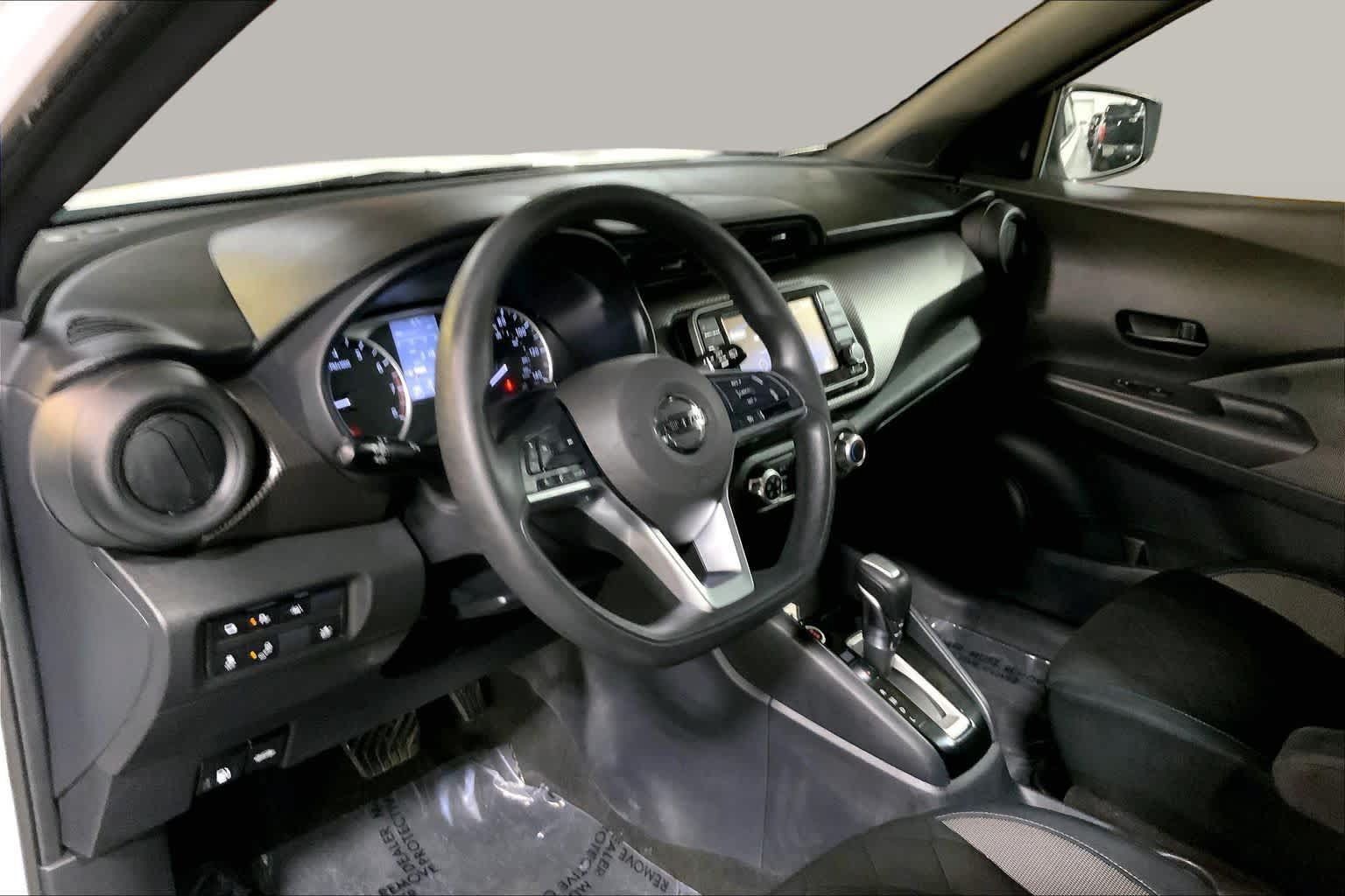 Used 2020 Nissan Kicks S FWD image 18
