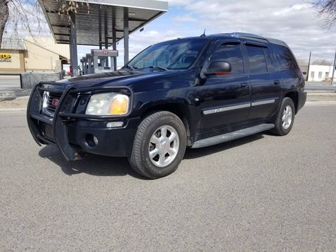 Used 2004 GMC Envoy XUV SLT AWD/4WD image 1