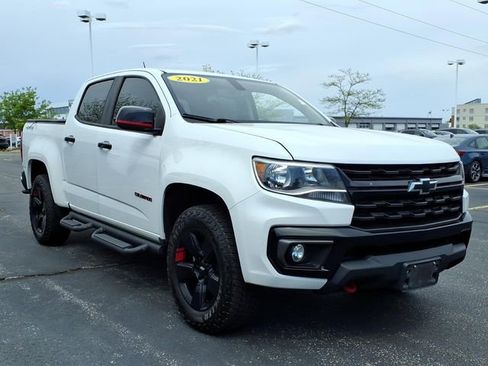 Used 2021 Chevrolet Colorado LT AWD/4WD image 3