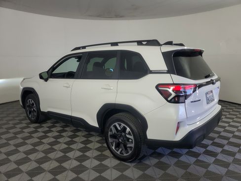 Used 2026 Subaru Forester Premium image 6