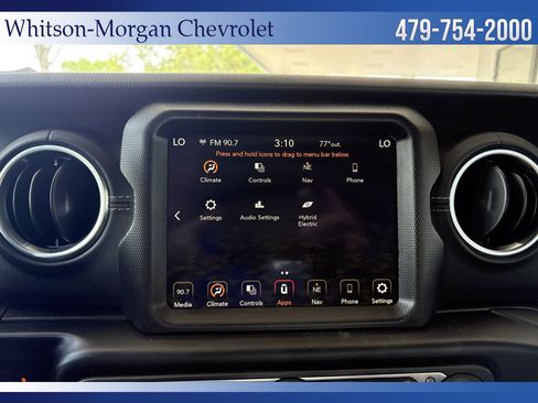 Used 2022 Jeep Wrangler Unlimited Sahara AWD/4WD image 22