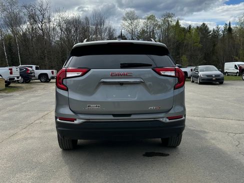 Used 2024 GMC Terrain AT4 AWD/4WD image 4