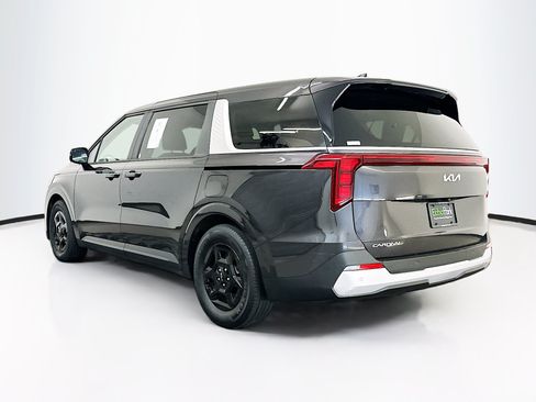 Used 2026 Kia Carnival FWD image 5