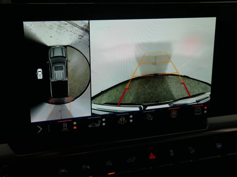 Certified 2024 GMC Sierra 1500 SLT w/ SLT Premium Plus Package image 33