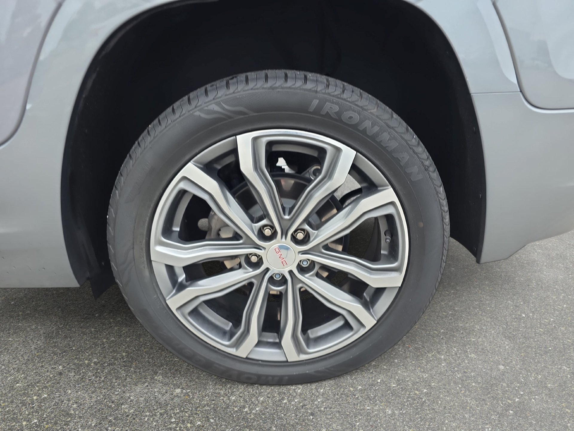 Used 2020 GMC Terrain Denali w/ Denali Premium Package FWD image 31