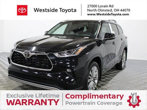 New 2026 Toyota Highlander Platinum image 1