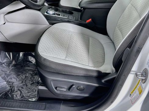 Used 2024 Ford Escape Active AWD/4WD image 20