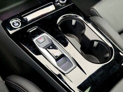 Used 2025 Audi Q6 e-tron Prestige w/ Black Warm Weather Package AWD/4WD image 15