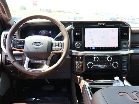 New 2026 Ford F350 King Ranch w/ FX4 Off-Road Package AWD/4WD image 18