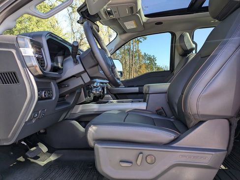 New 2026 Ford F350 Lariat w/ Black Appearance Package image 21