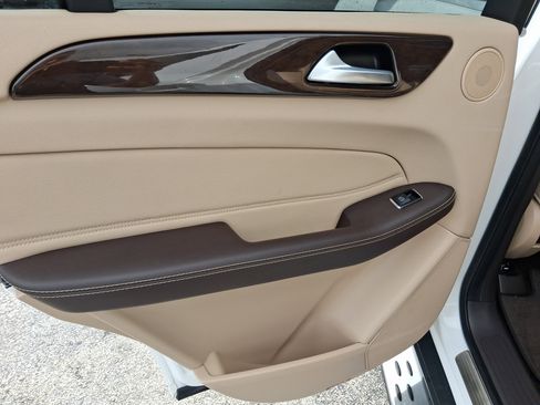 Used 2018 Mercedes-Benz GLE 350 image 29