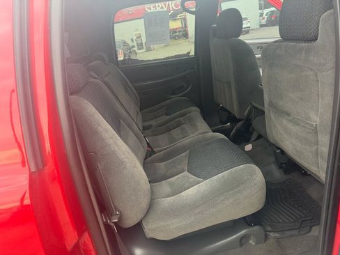 Used 2004 Chevrolet Avalanche 2WD image 14