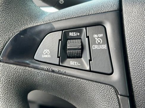 Used 2016 Chevrolet Equinox LS FWD image 21