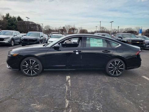 New 2026 Honda Accord Touring image 7