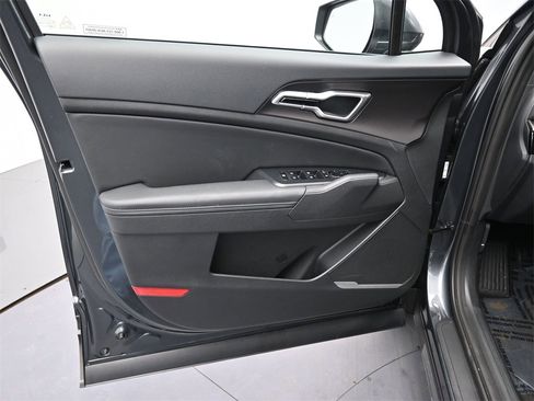 New 2026 Kia Sportage EX image 19