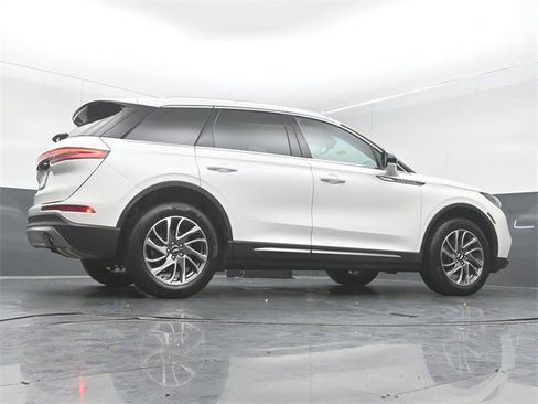 Certified 2022 Lincoln Corsair AWD w/ Equipment Group 101A image 43