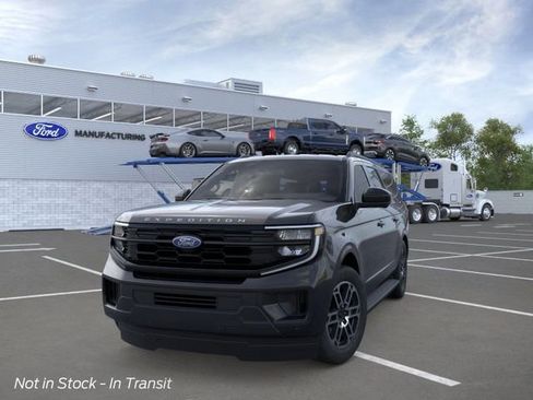 New 2026 Ford Expedition Max Active RWD image 2