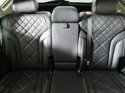 Used 2025 Genesis GV80 3.5T Prestige AWD/4WD image 13