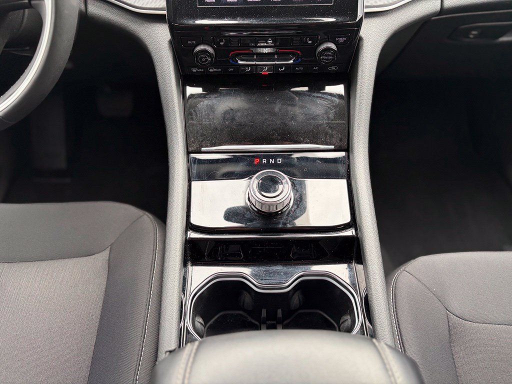 Used 2023 Jeep Grand Cherokee L Laredo w/ Luxury Tech Group I AWD/4WD image 32