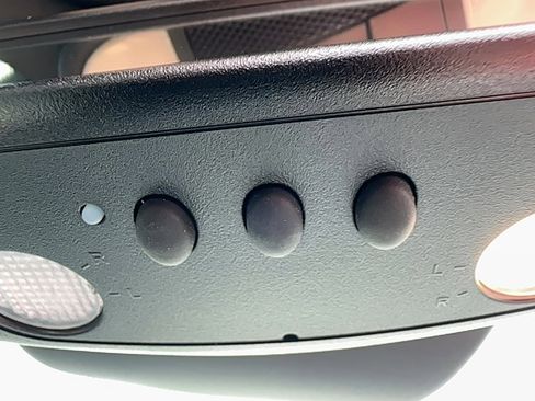 Used 2017 Mercedes-Benz E 400 Cabriolet image 15