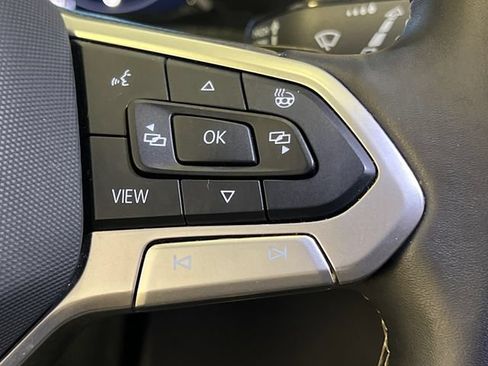 Certified 2024 Volkswagen Atlas SE FWD image 22