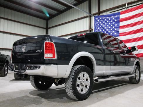 Used 2016 RAM 2500 Laramie image 11