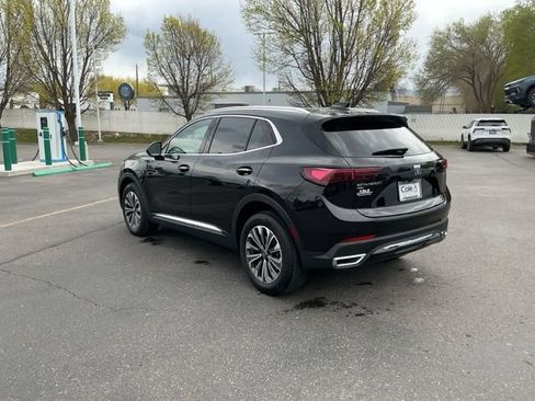 Used 2025 Buick Envision Preferred AWD/4WD image 6