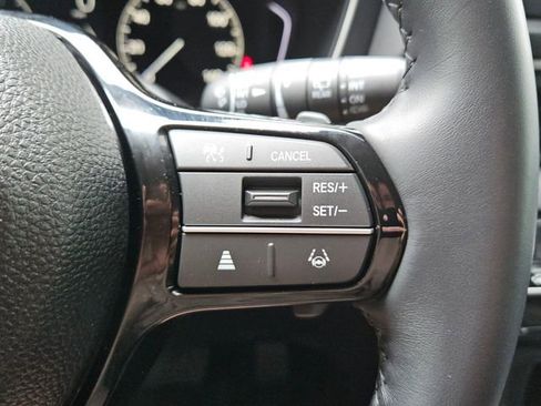 Certified 2025 Honda Pilot EX-L image 23