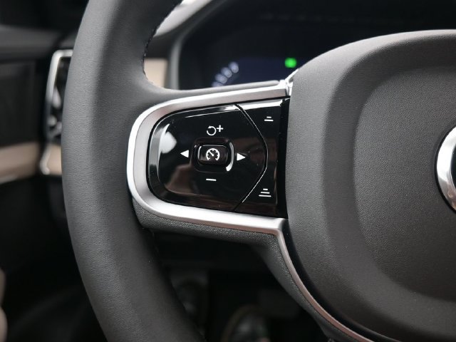 New 2026 Volvo XC90 T8 Plus AWD/4WD image 26