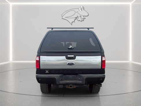 Used 2015 Ford F250 Platinum w/ FX4 Off-Road Package AWD/4WD image 4