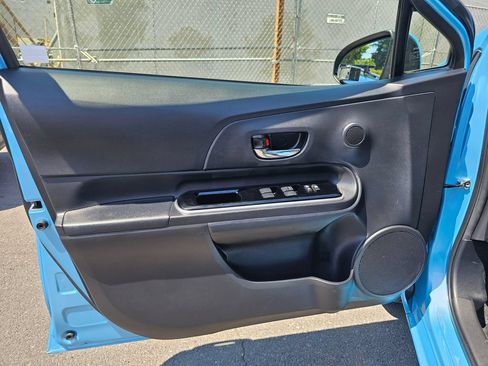 Used 2016 Toyota Prius C Two FWD image 21