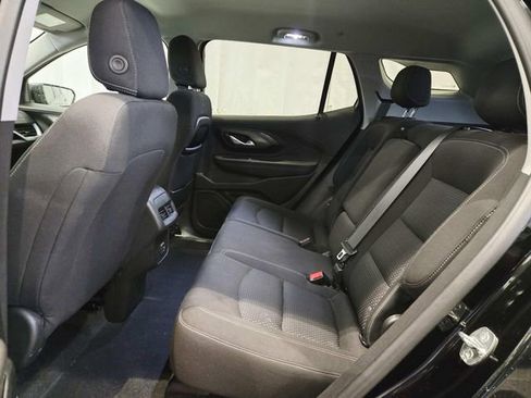 Certified 2022 GMC Terrain SLE w/ Driver Convenience Package image 9