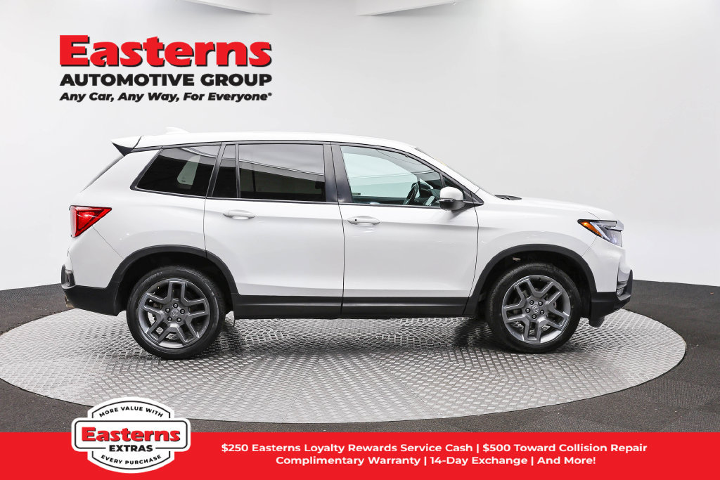 Used 2023 Honda Passport EX-L image 5