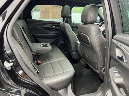 Used 2025 Chevrolet TrailBlazer RS w/ Convenience Package AWD/4WD image 28
