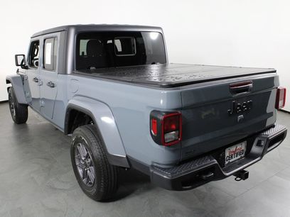 Used 2025 Jeep Gladiator Sport