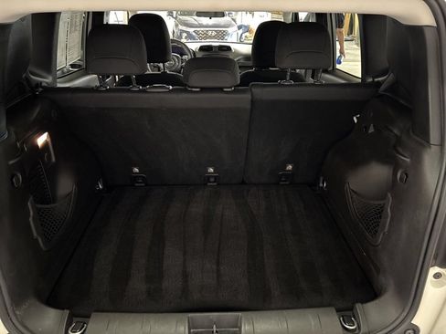 Used 2019 Jeep Renegade Sport w/ Sport Appearance Group AWD/4WD image 26