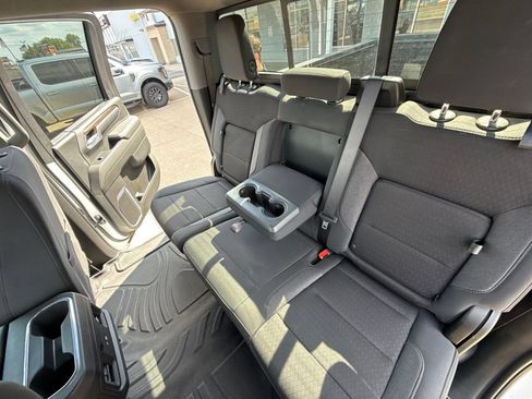 Used 2025 Chevrolet Silverado 3500 LT AWD/4WD image 13