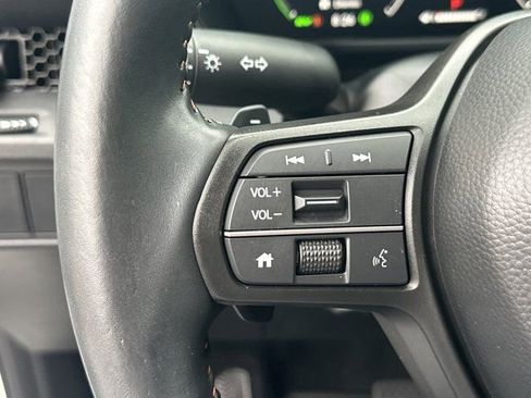 Used 2025 Honda CR-V Sport-L image 32