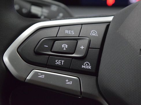 New 2025 Volkswagen Tiguan S image 14