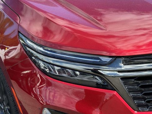 Used 2023 Chevrolet Equinox RS w/ RS Leather Package image 7