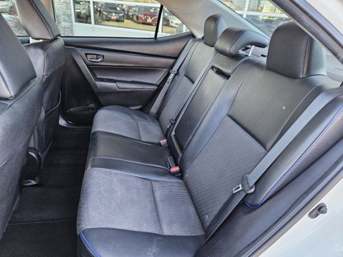 Used 2017 Toyota Corolla SE image 22