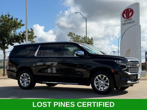 Used 2024 Chevrolet Suburban Premier RWD image 6