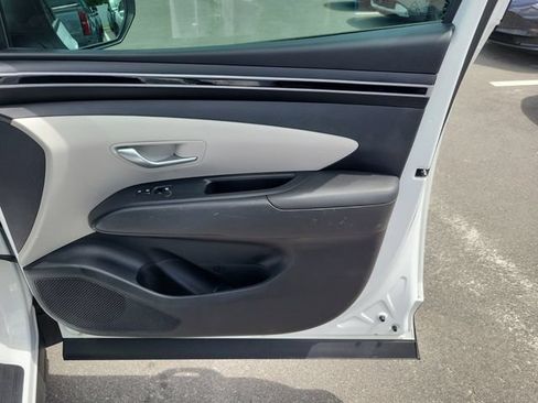 Used 2024 Hyundai Tucson SE FWD image 35